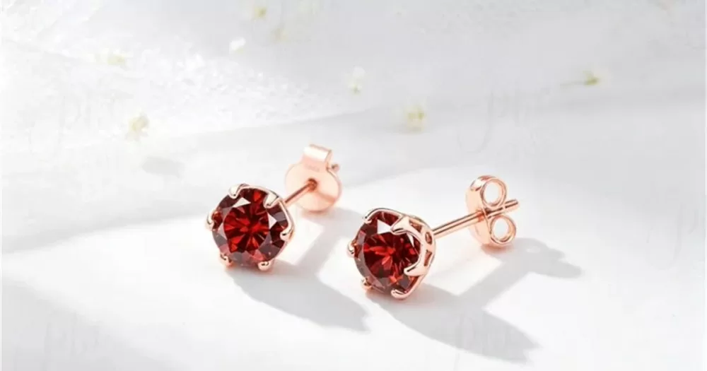 Colored Gemstone Wholesale Sourcing: Emerald, Ruby, Sapphire and Beyond