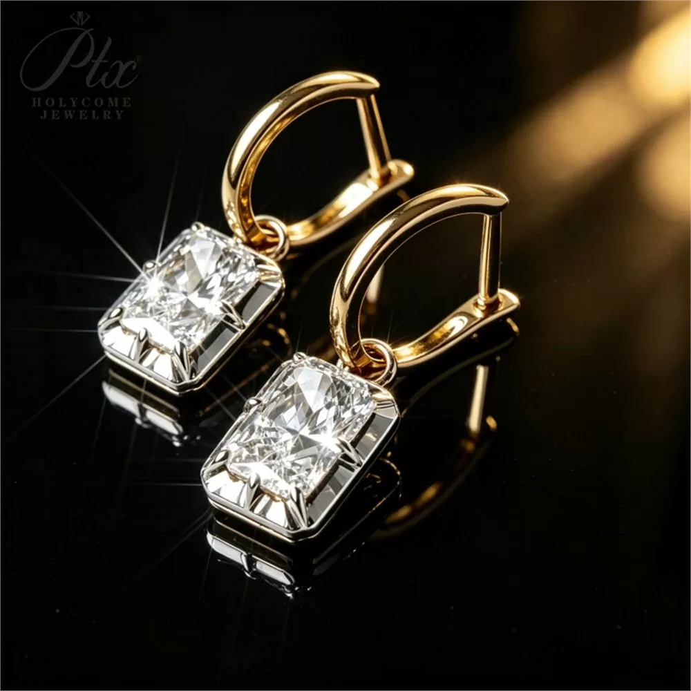 1.20ct Emerald Cut Lab Grown Emerald Ring in 18K Gold detail view 2