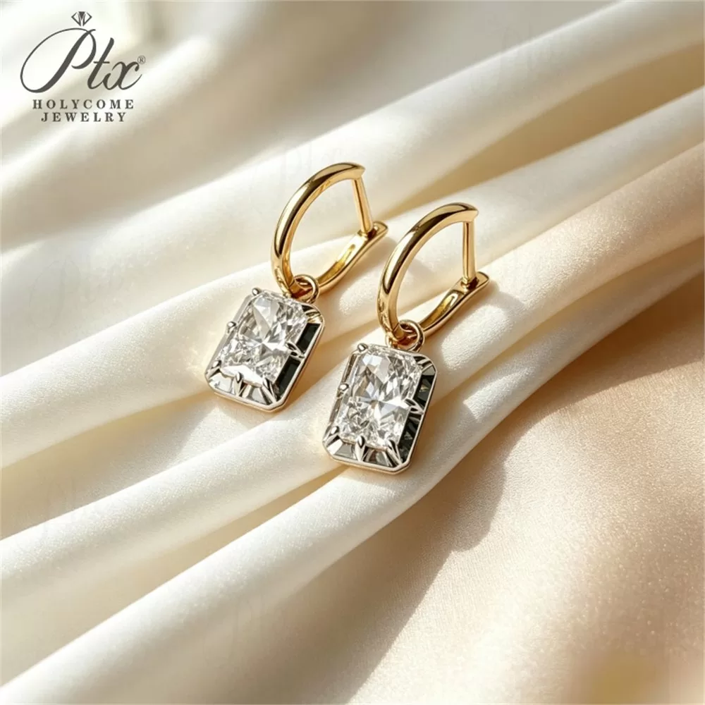 1.20ct Emerald Cut Lab Grown Emerald Ring in 18K Gold detail view 6