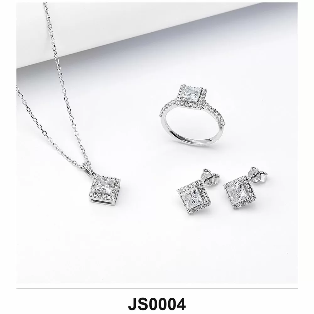 3.10ct Emerald Cut Lab Grown Emerald Bracelet in 925 Sterling Silver