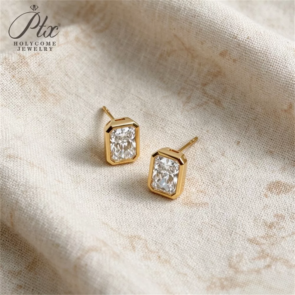 Lab-Grown Diamond Stud Earrings Wholesale S925 Silver IGI detail view 4