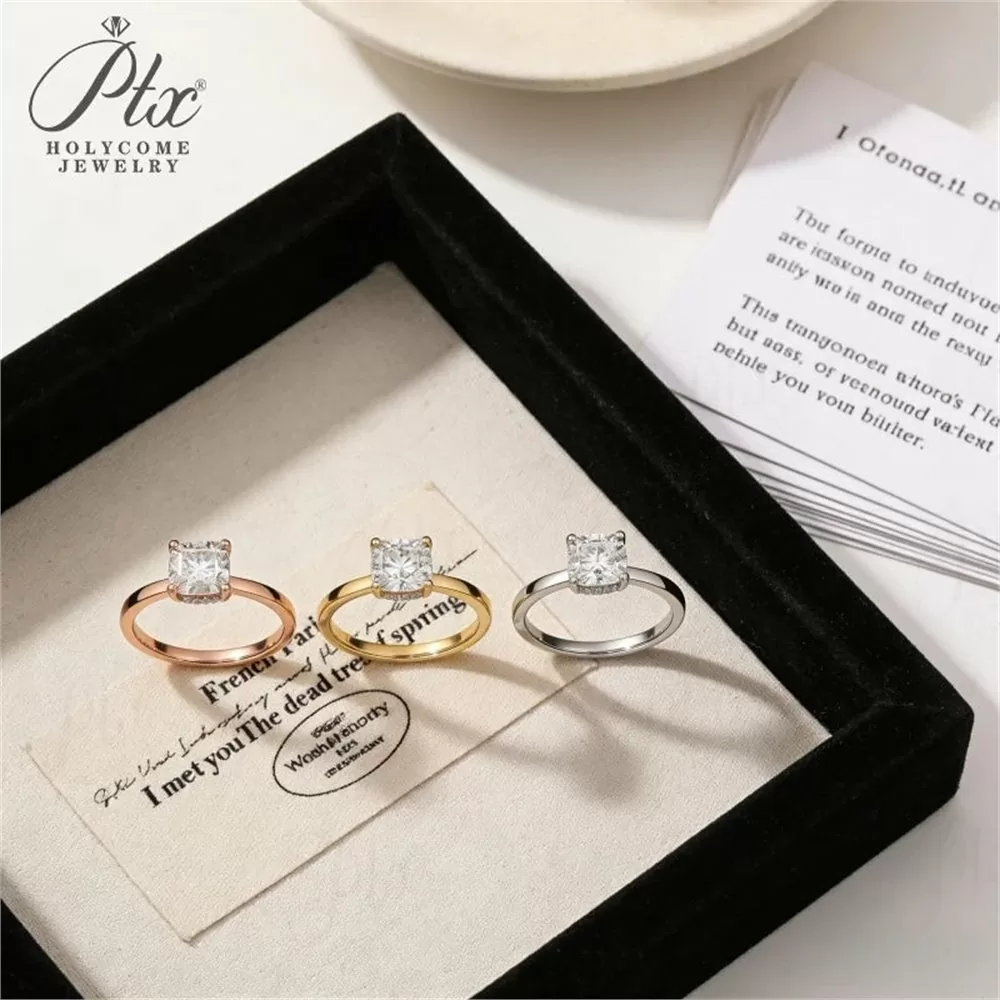 Moissanite 1.5ct–2.5ct Cushion Cut Ring Wholesale Yellow Gold detail view 4