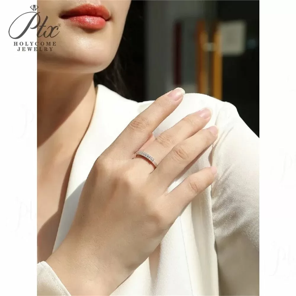 Moissanite Round Cut Ring Wholesale S925 Silver VVS1 GRA detail view 4
